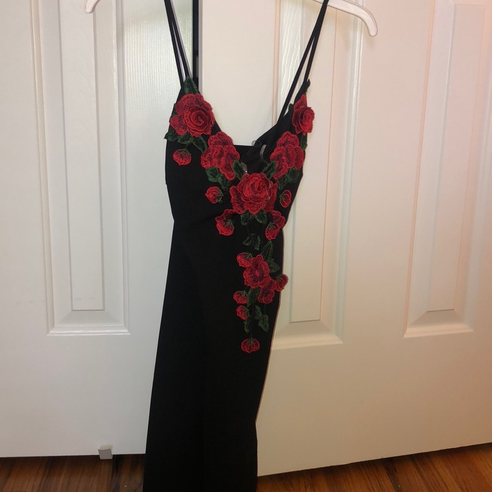 Women’s short formal dress